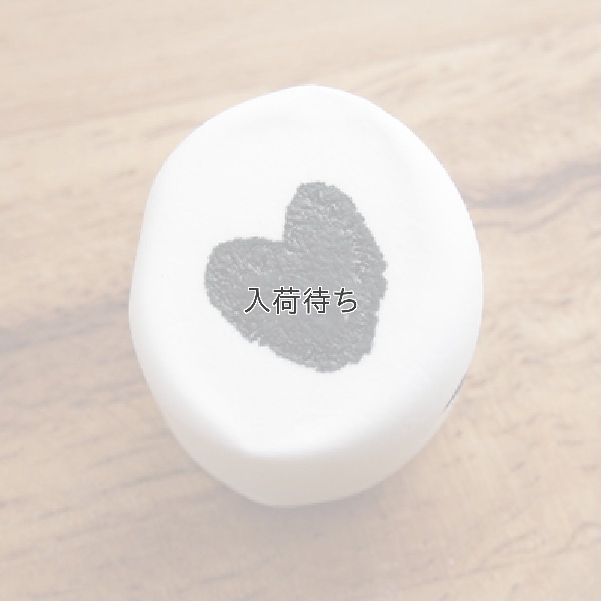 マシュマロに描いてみました