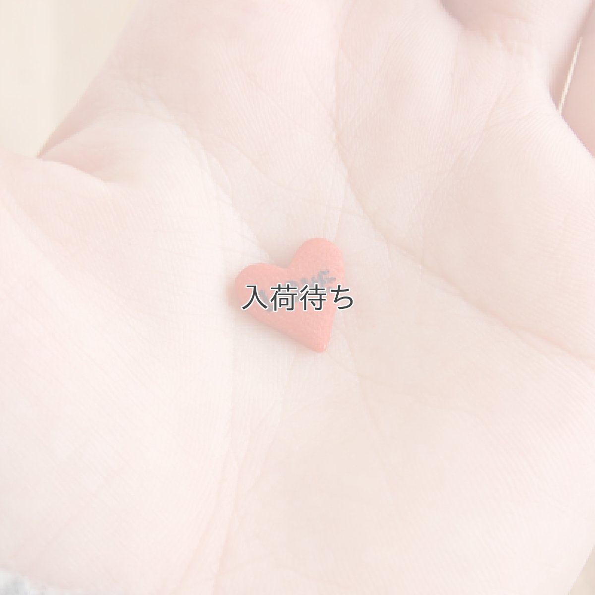 ジャンボハートにも描けるぐらいスキニーペンです。