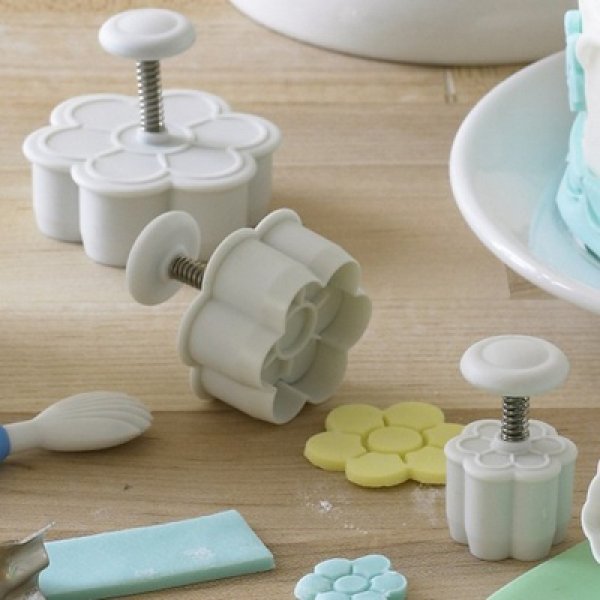 プッシュ式抜き型（Ateco）6枚の花びら 3個セット - NUT2deco