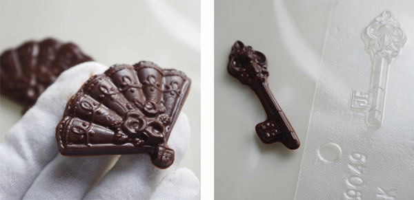 CKのチョコレート型は、テンパリングしたチョコレートでもお使い頂けます！