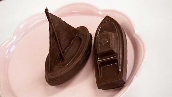 船のチョコレート